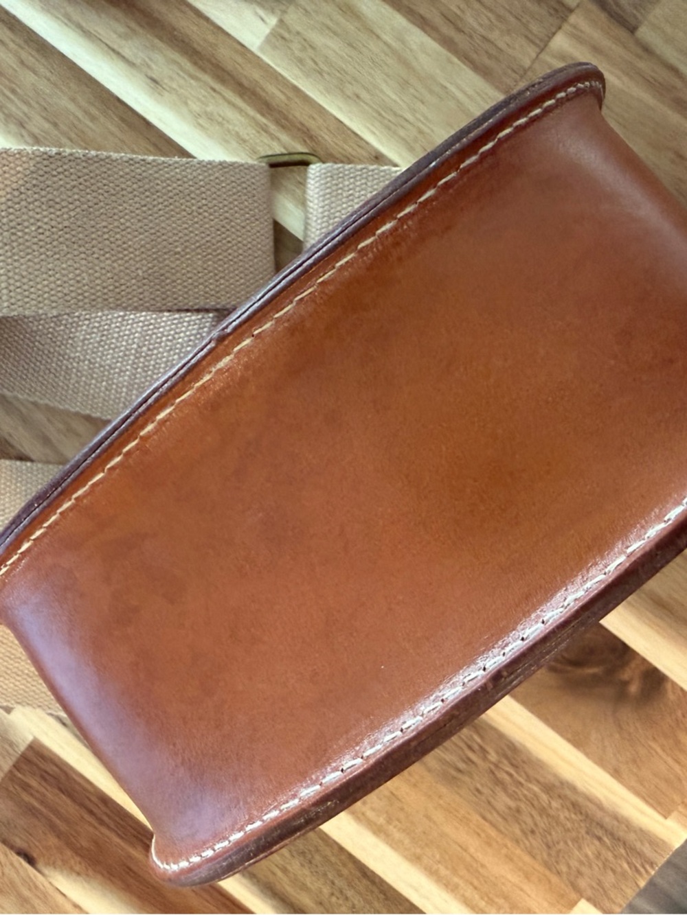 Portland Leather Saddle Crossbody Bag - Picture 13 of 15